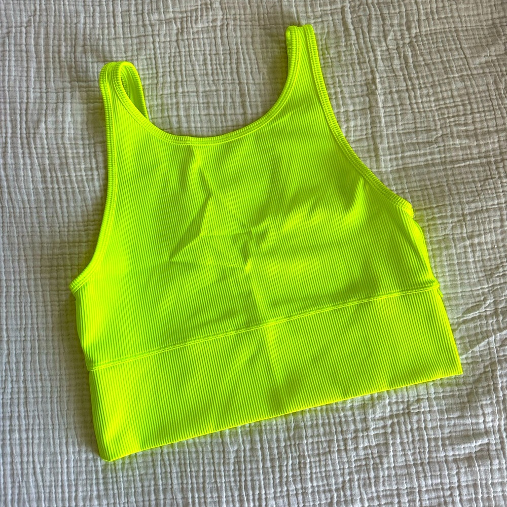Lululemon Power Pivot ribbed top